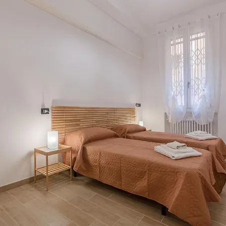 Guesthost - Piazza Aldrovandi Quiet Lovely * בולוניה