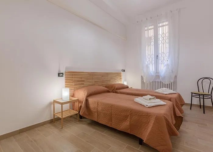 Guesthost - Piazza Aldrovandi Quiet Lovely * 볼로냐