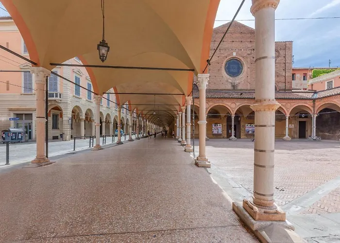 Guesthost - Piazza Aldrovandi Quiet Lovely * بولونيا