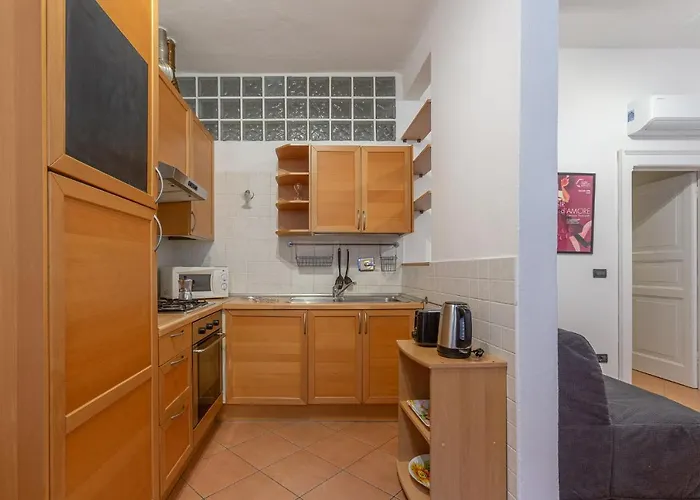 Guesthost - Piazza Aldrovandi Quiet Lovely * 볼로냐